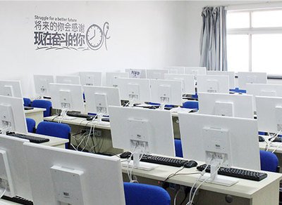 学平面设计在哪里学校